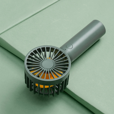 1200mAh Mini Handheld Electric Fan Silent 3 Vane Battery Operated Fan For Kampieren