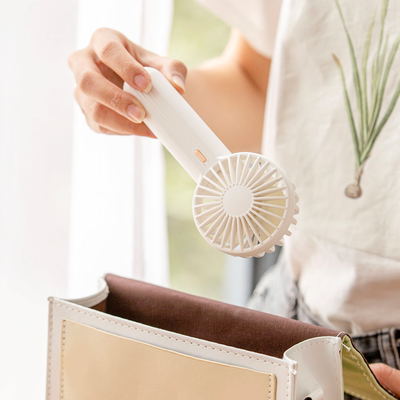 Persönliches tragbares USB wieder aufladbarer Hand-Mini Fan Outdoor