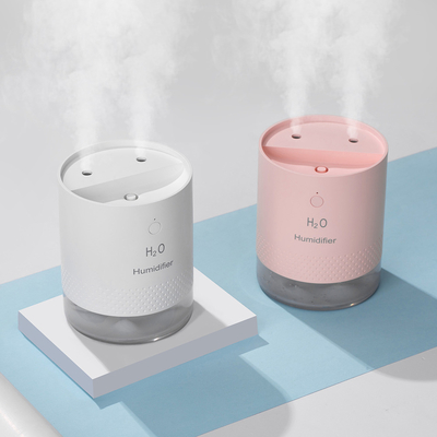 Buntes tragbares wieder aufladbares Auto-Ladegerät des Befeuchter-650ml der Kapazitäts-2000mAh